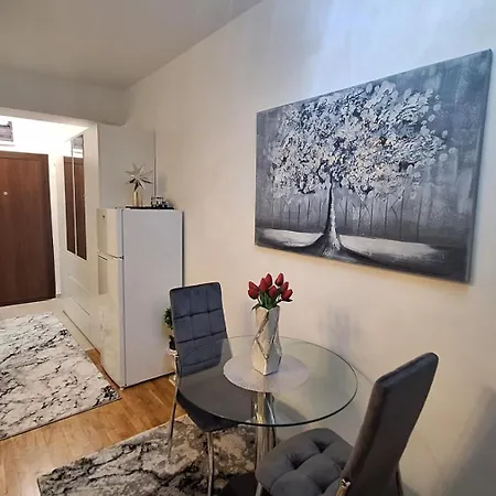 Luxury Santorini Apartment Skopje